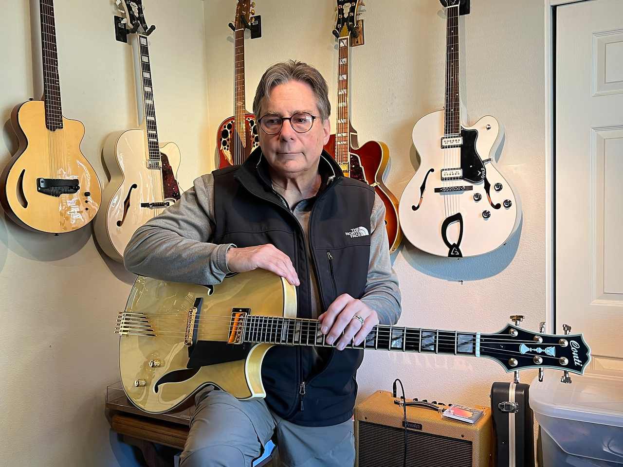 David Maricle with his new Natural Blonde Conti Entrada Archtop Jazz Guitar